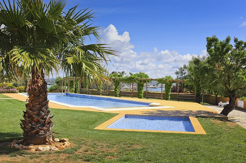 Vila Arade Schwimmbad